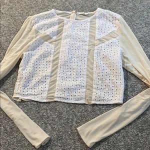 Long sleeve crop-top